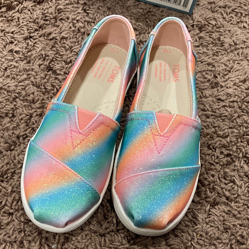 TOMS Kids Glittery Rainbow Moccasins